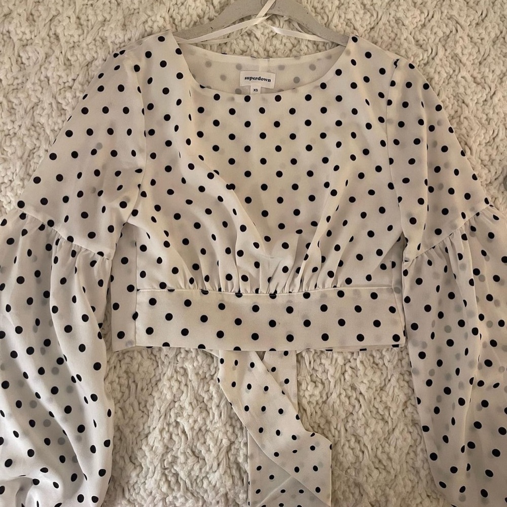 Superdown Polka Dot Crop With Open Tie Back! Xs - image 3